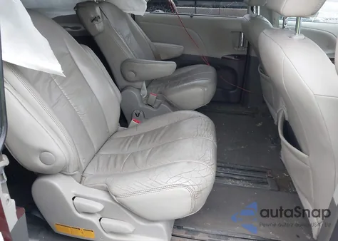 2012 Toyota Sienna Xle V6 8 Passenger из США, поврежденный, VIN 5TDYK3DC3CS203596